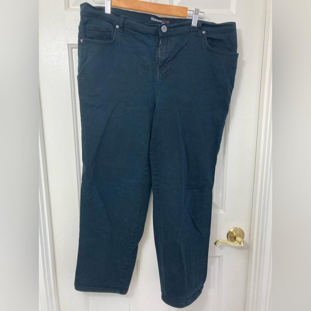 Style & Co. Black Tapered Jeans